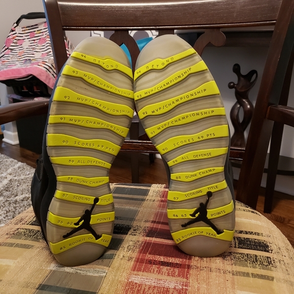 Jordan 10 venom size 12 - Picture 3 of 8
